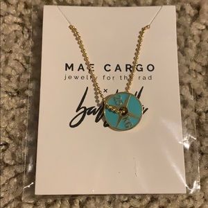 Barbella box necklace